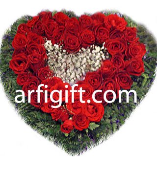 Send heart Rose Basket to Bangladesh, Send gifts to Bangladesh