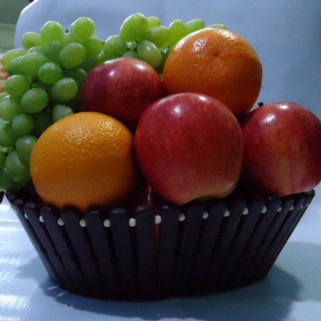 Send Mix Fruit Basket to Bangladesh, Send gifts to Bangladesh