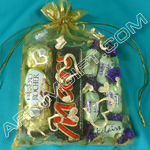 send gifts to bangladesh, send gift to bangladesh, banlgadeshi gifts, bangladeshi Rocher, Mars, Eclair Cchocolate