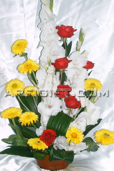 Send Mix Flower Basket to Bangladesh, Send gifts to Bangladesh