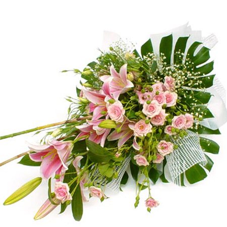 Send Xclusive Hand Bouquet to Bangladesh, Send gifts to Bangladesh