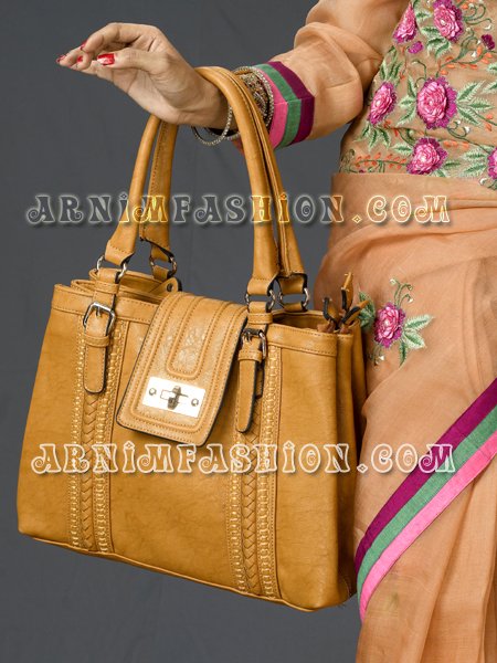 Send Leather Bag to Bangladesh, Send gifts to Bangladesh